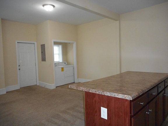 2nd image of 2818 Barton Ave APT 1