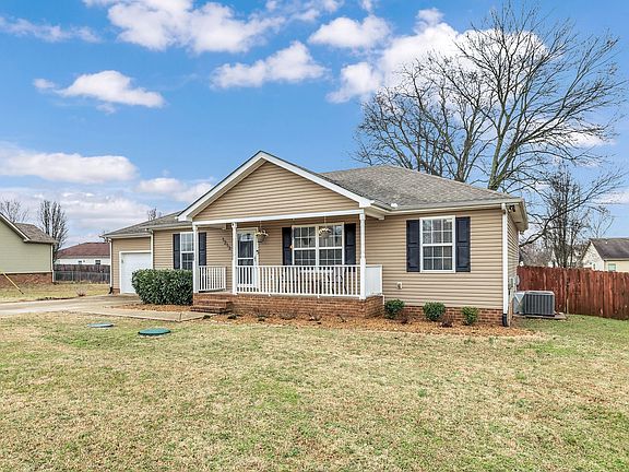 3rd image of 1213 Aretha Dr