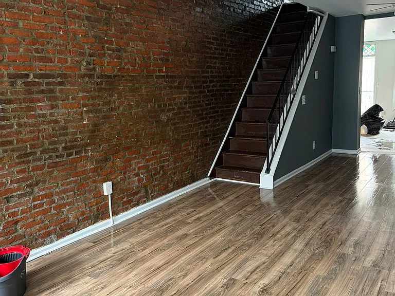2805 Jefferson St — Photo 9