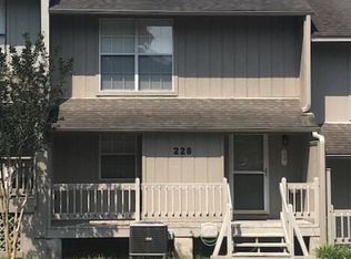 228 Highpoint Dr, Diamondhead, MS 39525