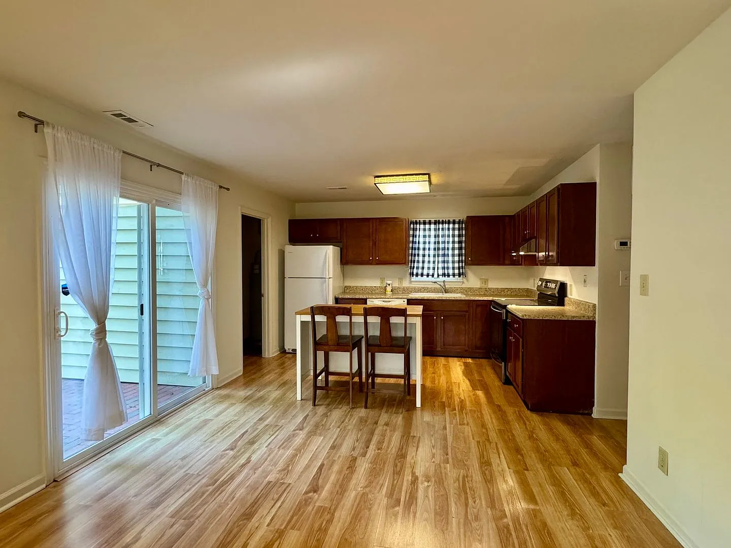 Charming 3BR/2BA Home with Modern Comforts in Carrboro! — Photo 4