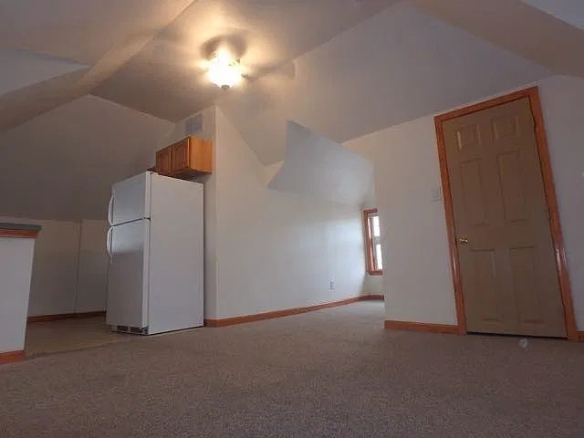 1113 Paquin St — Photo 3