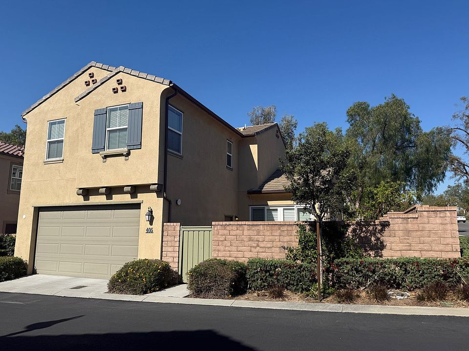 2nd image of 405 N Tapia Ln