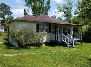 911 Pinckney Ave, Leesville, LA 71446