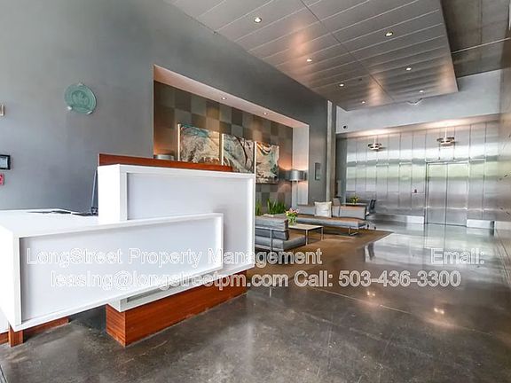 2nd image of 1926 W Burnside St Unit 1108