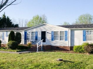 702 Egan Ln, Elizabeth City, NC 27909