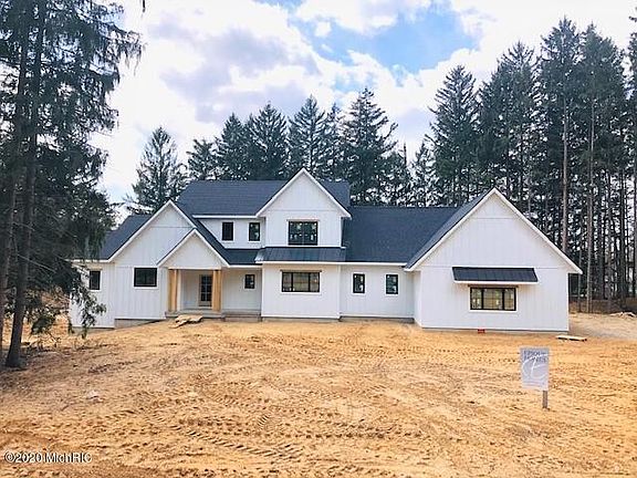 2nd image of 2961 Windsong Woods Ct SE