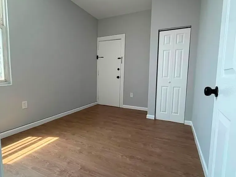 96 Summer Ave #5C — Photo 2