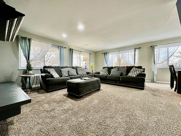 6268 Mullen Rd — Photo 11