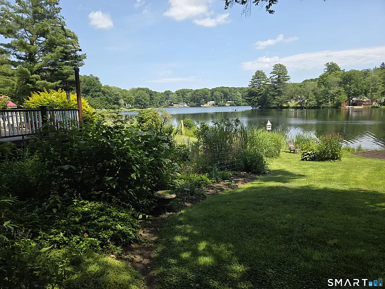 50 Beach Dr — Photo 23