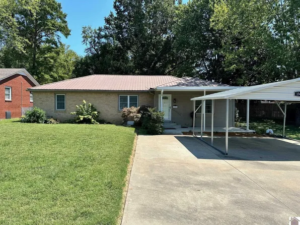 1306 Longview St, Mayfield, KY 42066
