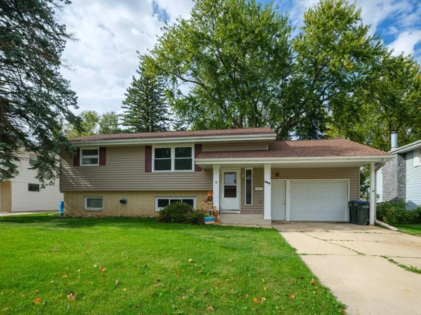 605 5th Ave SE, Stewartville, MN 55976