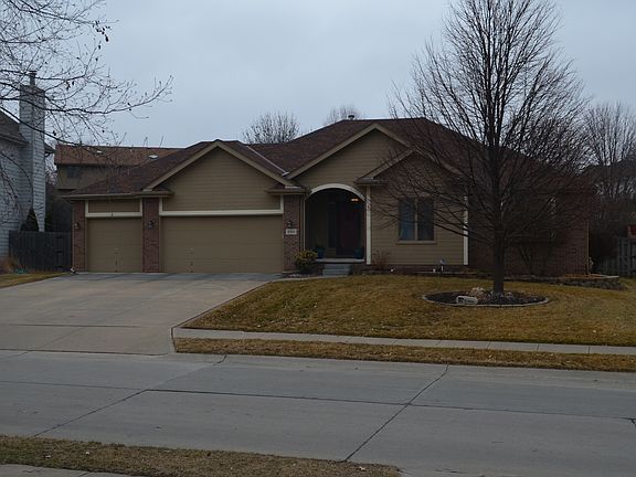 2nd image of 2311 N 152nd St