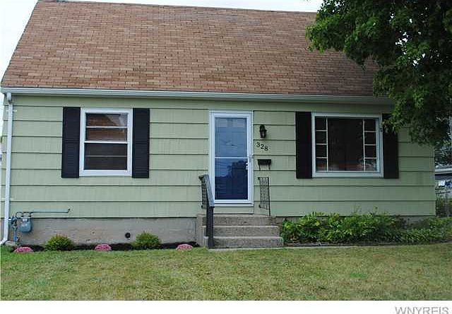 1st image of 328 Ellen Dr