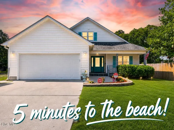 4461 Sweetbay Drive SE, Southport, NC 28461