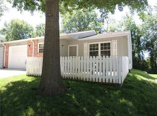 11317 W 77th Pl, Shawnee, KS 66214
