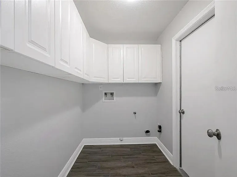 1463 E Brookshire Ct — Photo 13