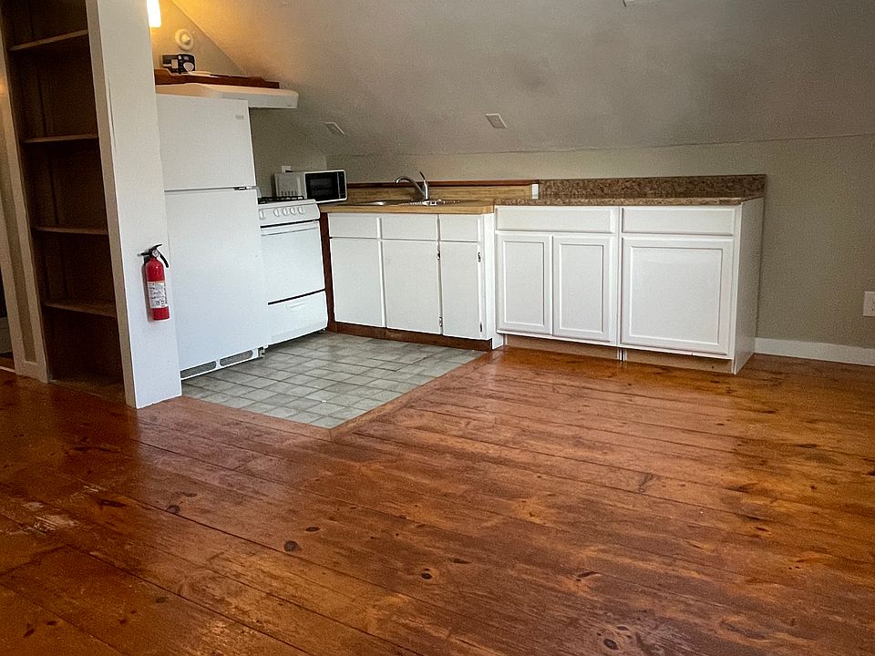 1st image of 18 Old Concord Tpke APT A