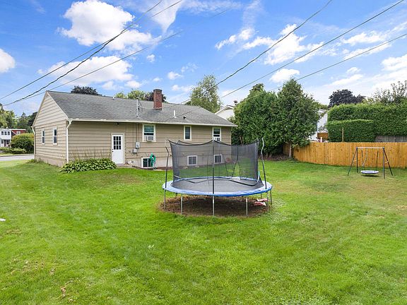 2nd image of 6 Holland Ave