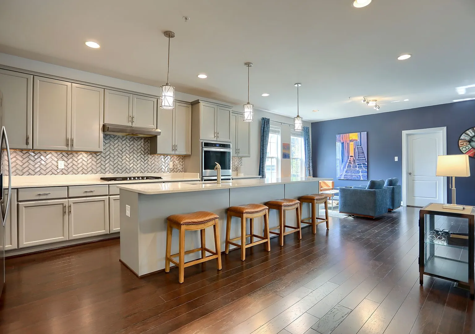 6407 Falconwood Street — Photo 3