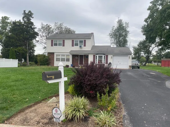 2029 Birchwood Dr, East Norriton, PA 19401