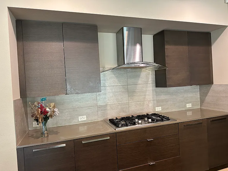 16538 SE 46th Ct — Photo 12