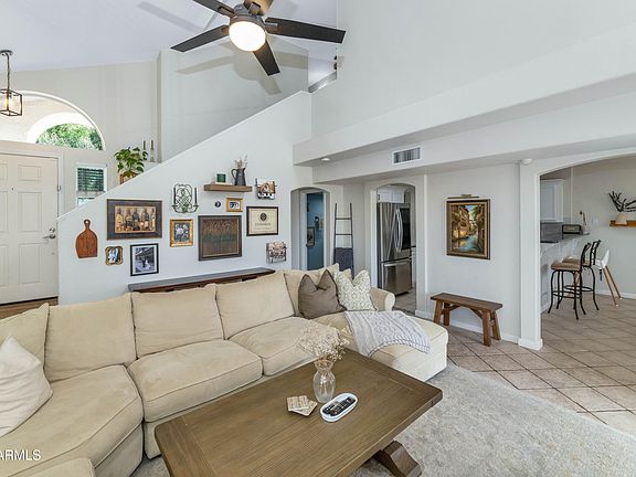 5th image of 3021 E WAHALLA Lane