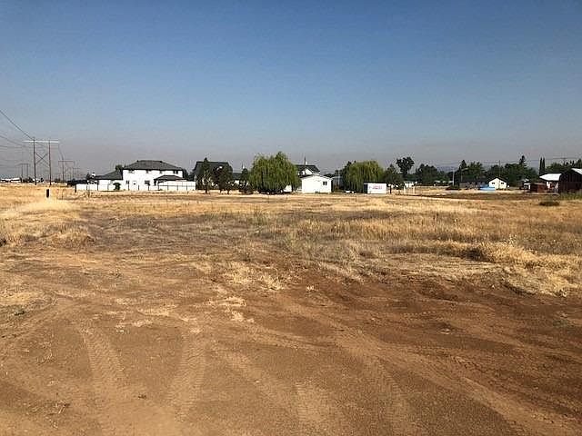 2nd image of 0 Avenue A