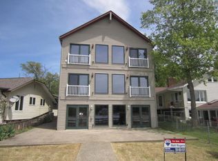 1651 Monroe Bch, Battle Creek, MI