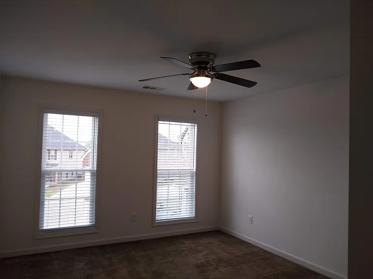 1845 Glen Shady Blvd — Photo 20