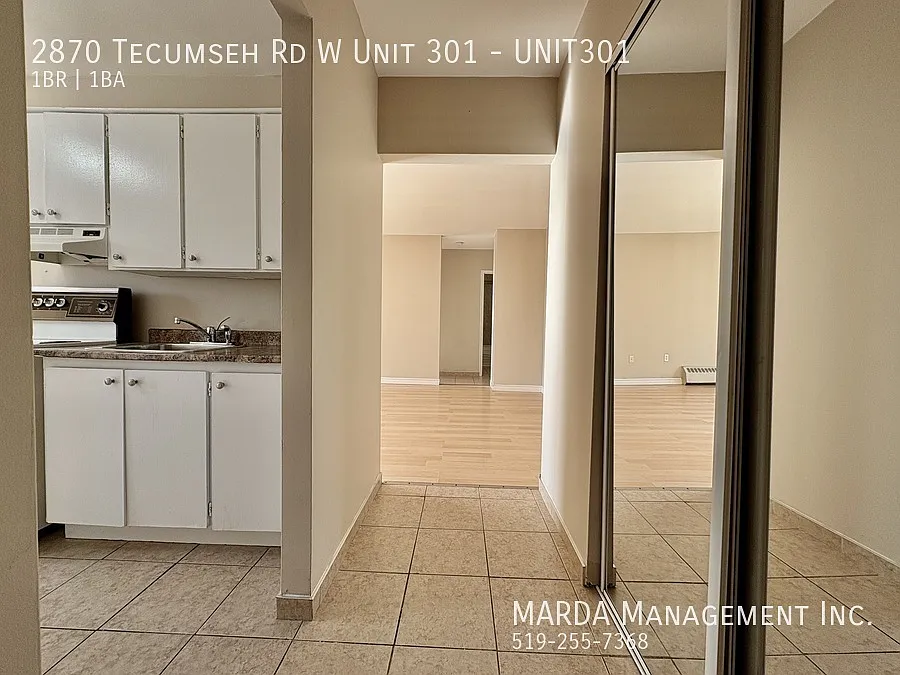 Spacious 1 Bed/1 Bath Unit Near University Of Windsor + Hydro — Photo 2