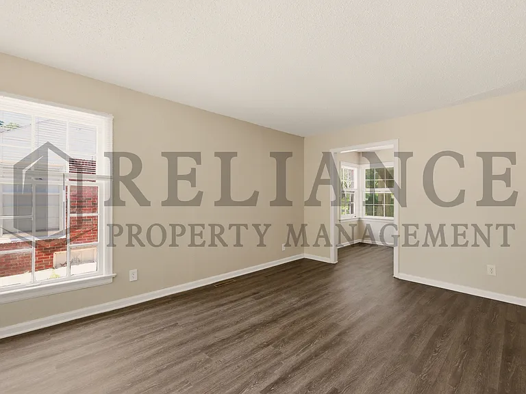 2638 E Grail St — Photo 8