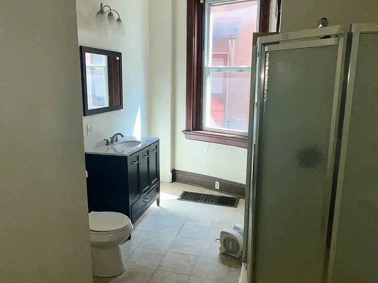 2308 W Clifton Ave #2 — Photo 3