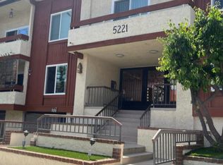 5221 Zelzah Ave APT 105, Encino, CA 91316