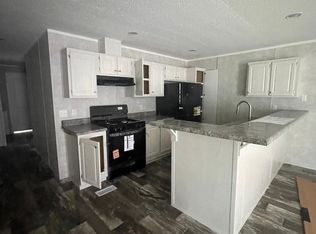 19 Pynes Dr #19, Goodfield, IL 61742