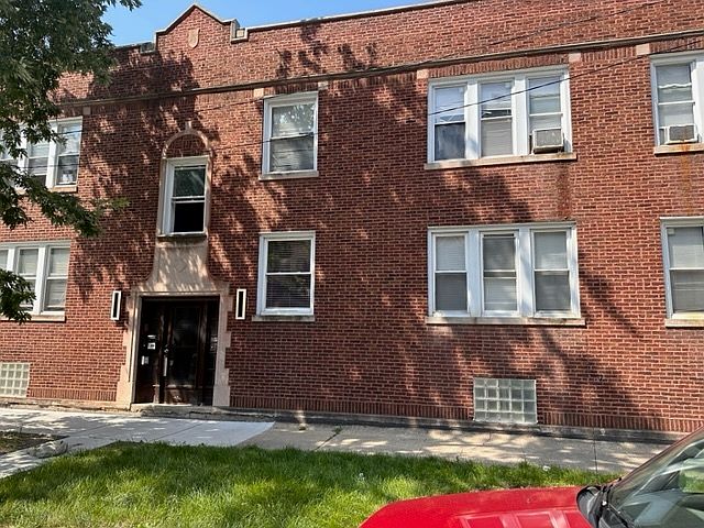 1st image of 9036 S Langley Ave