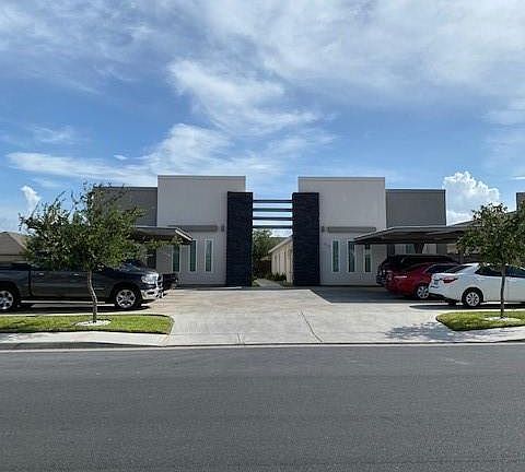5th image of 712 E La Cantera Ave