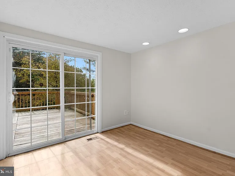 14205 Castlemoor Ct — Photo 40