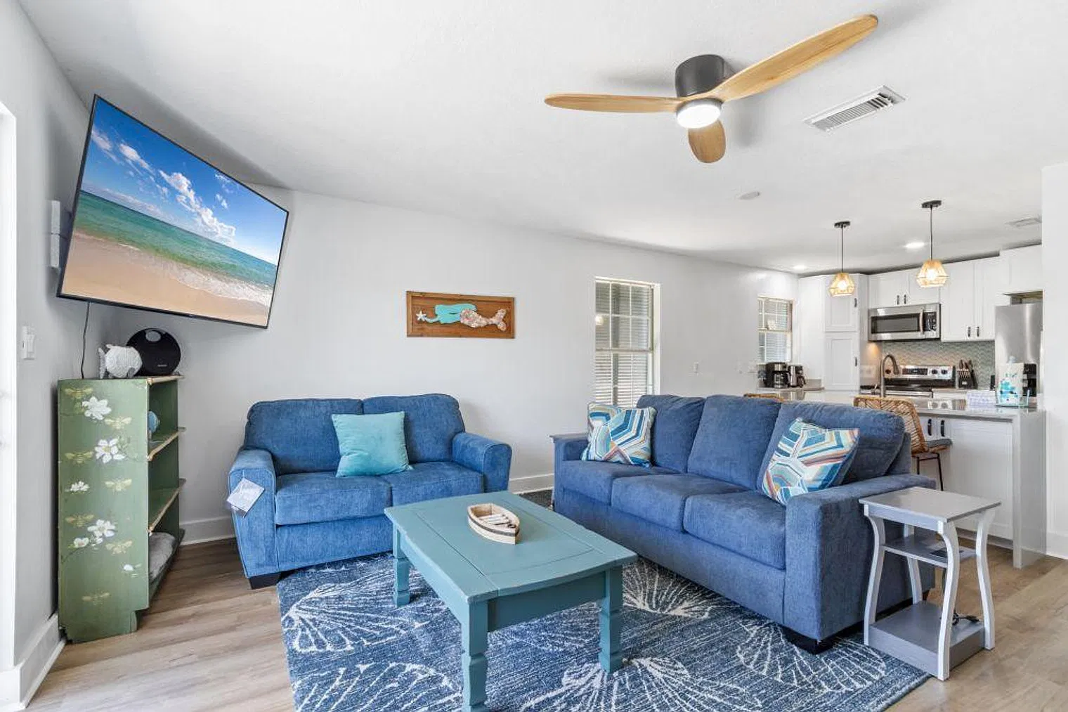 2 bed, 3.0 bath, 1399 sqft, $3,022 — Photo 1