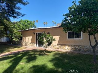 19751 Victory Blvd, Woodland Hills, CA 91367