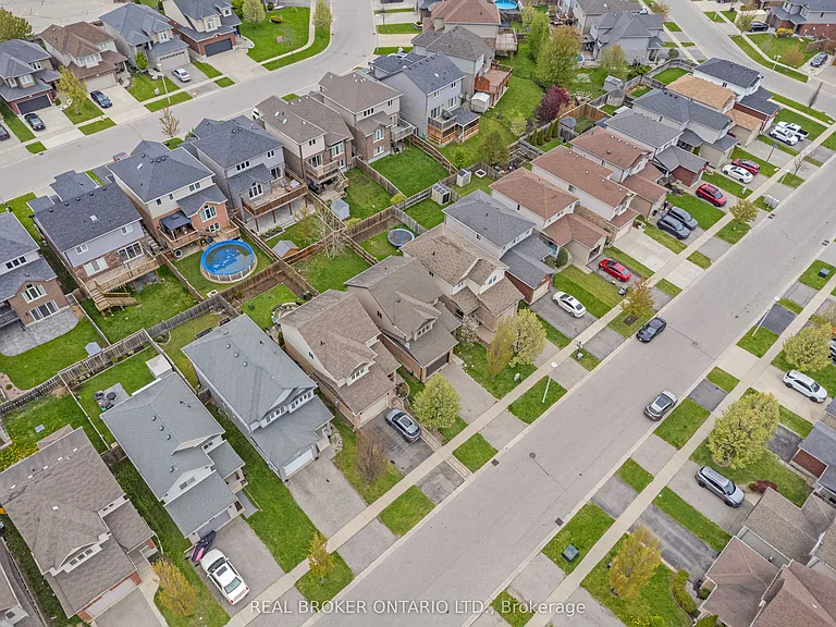 1047 Marquette Dr — Photo 39