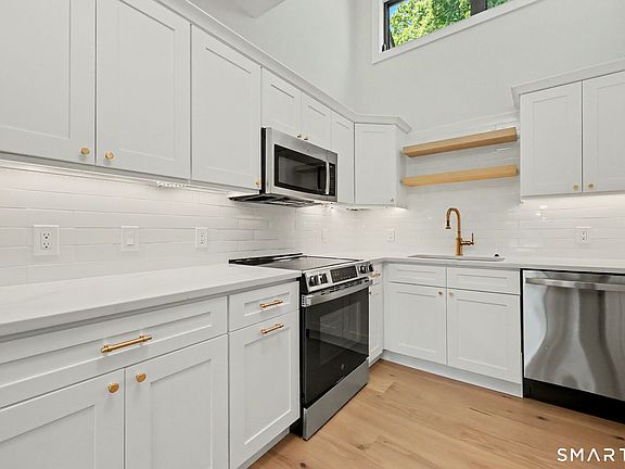 2nd image of 411 Heritage Village #B