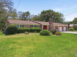 10827 Berryhill Rd, Pensacola, FL 32506