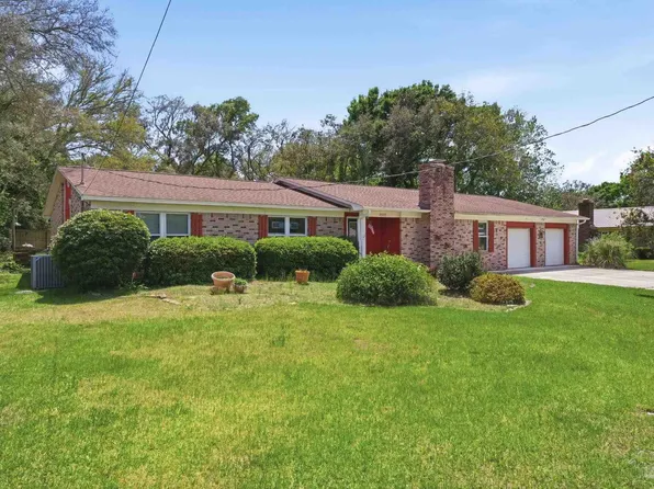 10827 Berryhill Rd, Pensacola, FL 32506