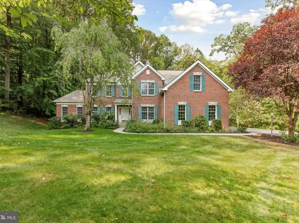 510 Country Club Rd, Phoenixville, PA 19460