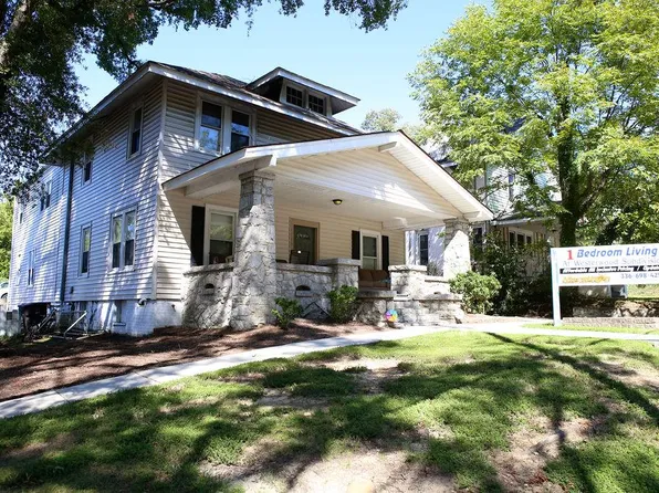 1218 W Market St APT J, Greensboro, NC 27403