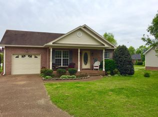 1115 Thunder Rd, Gallatin, TN 37066