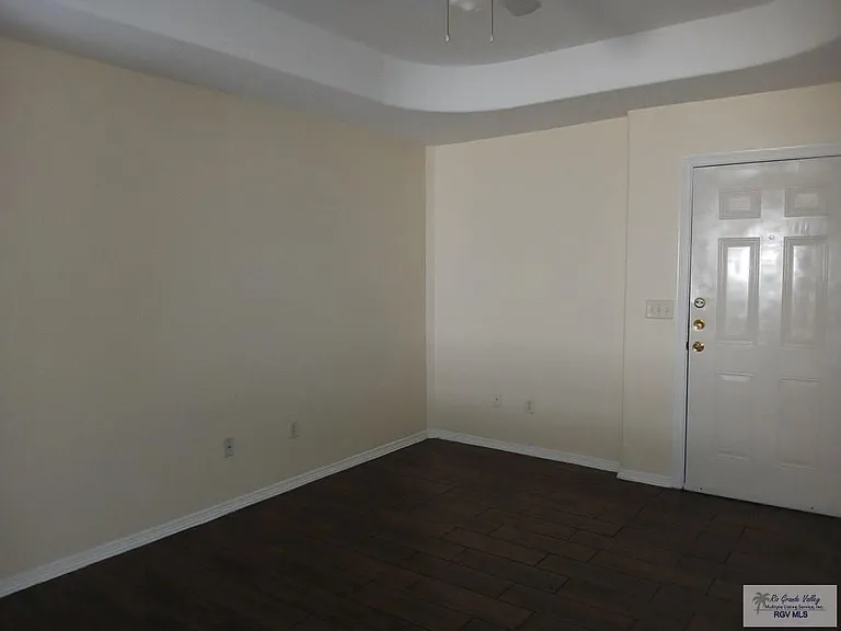 701 Sonesta Dr #3 — Photo 5