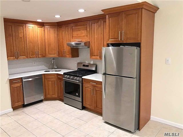 1st image of 5728 164th St APT 3