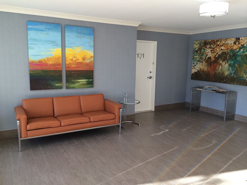 2nd image of 468 S Roxbury Dr APT 501
